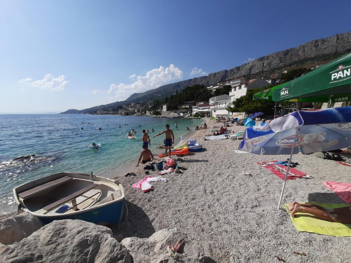 Beach Apartment Renco Sumpetar Bagian luar foto