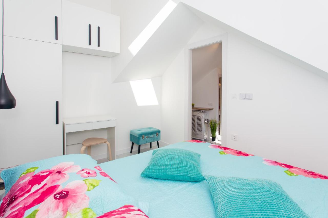 Beach Apartment Renco Sumpetar Bagian luar foto